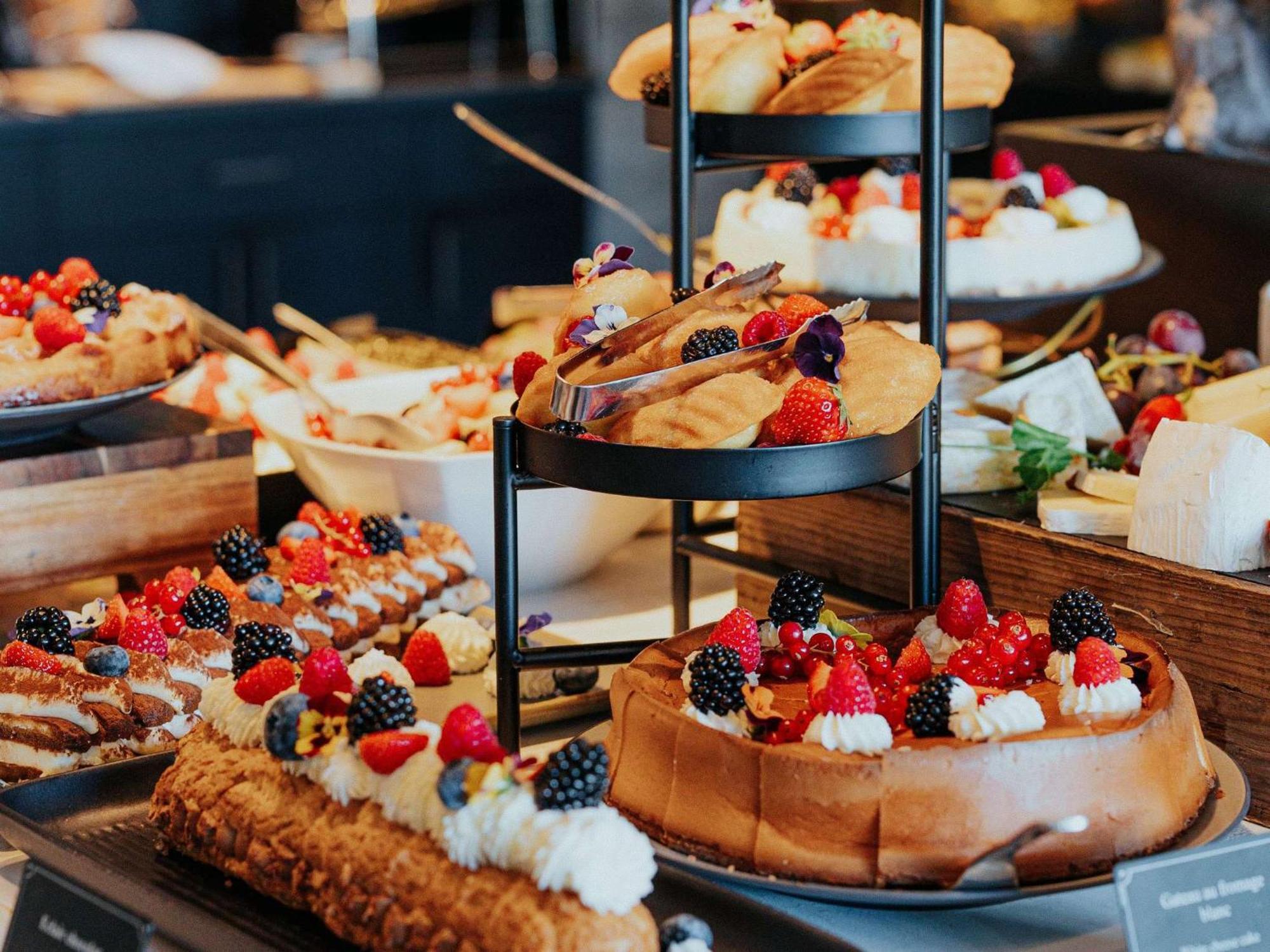 Hotel Pullman Tour Eiffel 4*