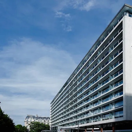 Pullman Tour Eiffel Hotel Parigi