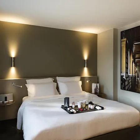 Pullman Tour Eiffel 4* Parigi