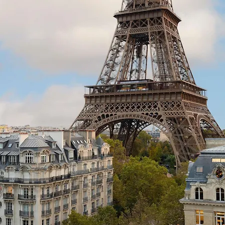 Pullman Tour Eiffel