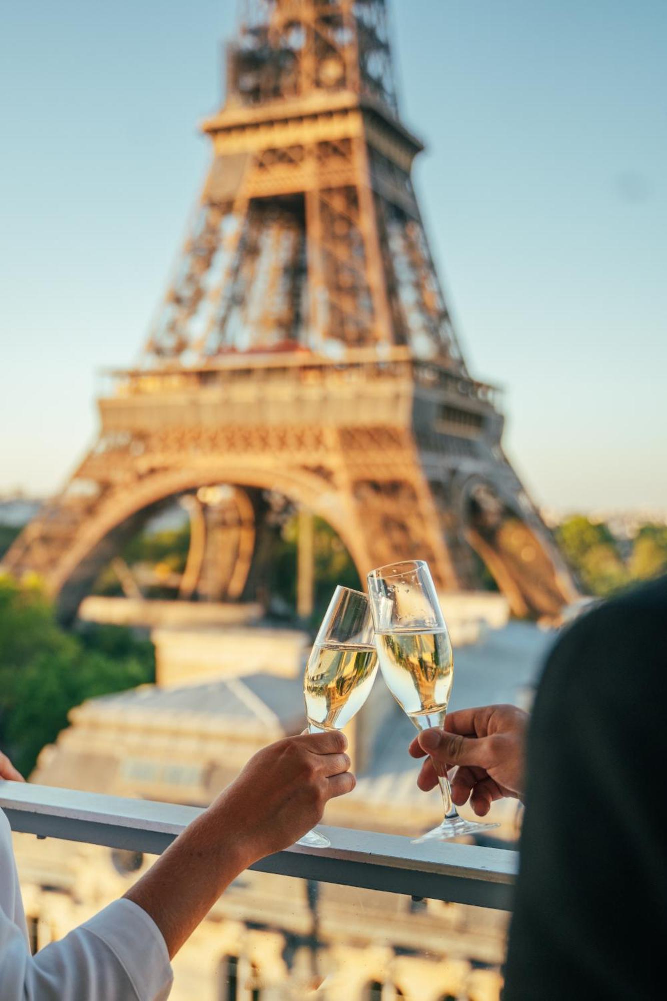 Pullman Tour Eiffel 4* Paris