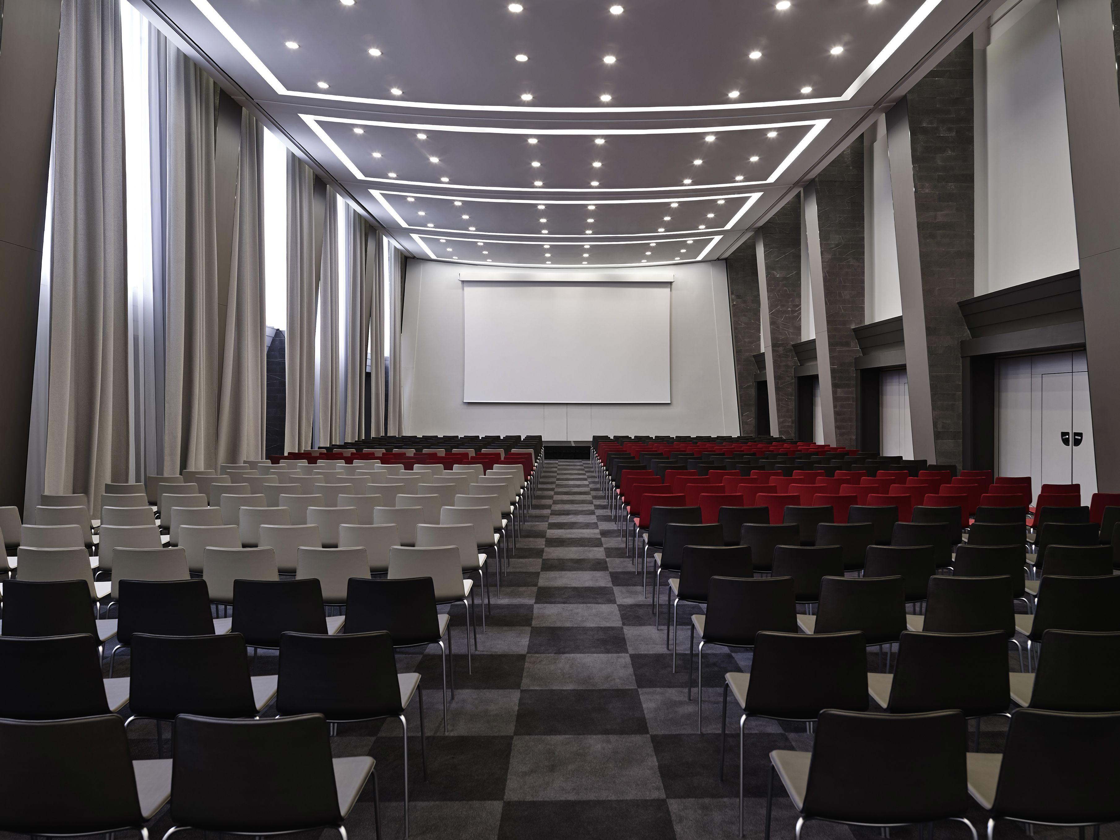 Pullman Tour Eiffel Paris