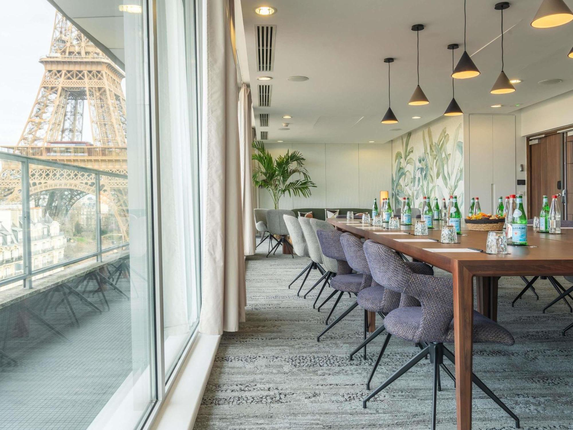 Hotel Pullman Tour Eiffel 4*