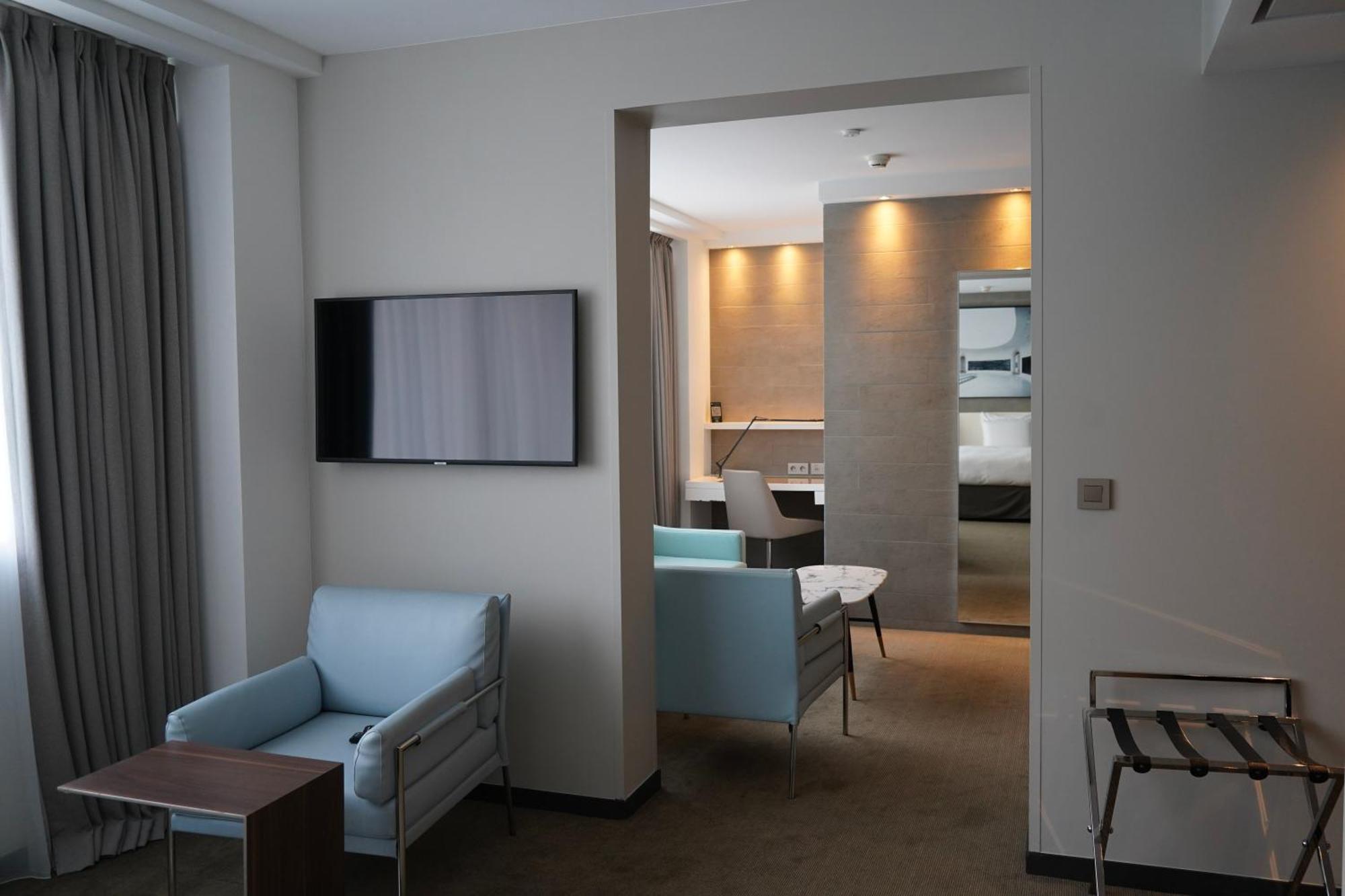 Hotel Pullman Tour Eiffel 4*