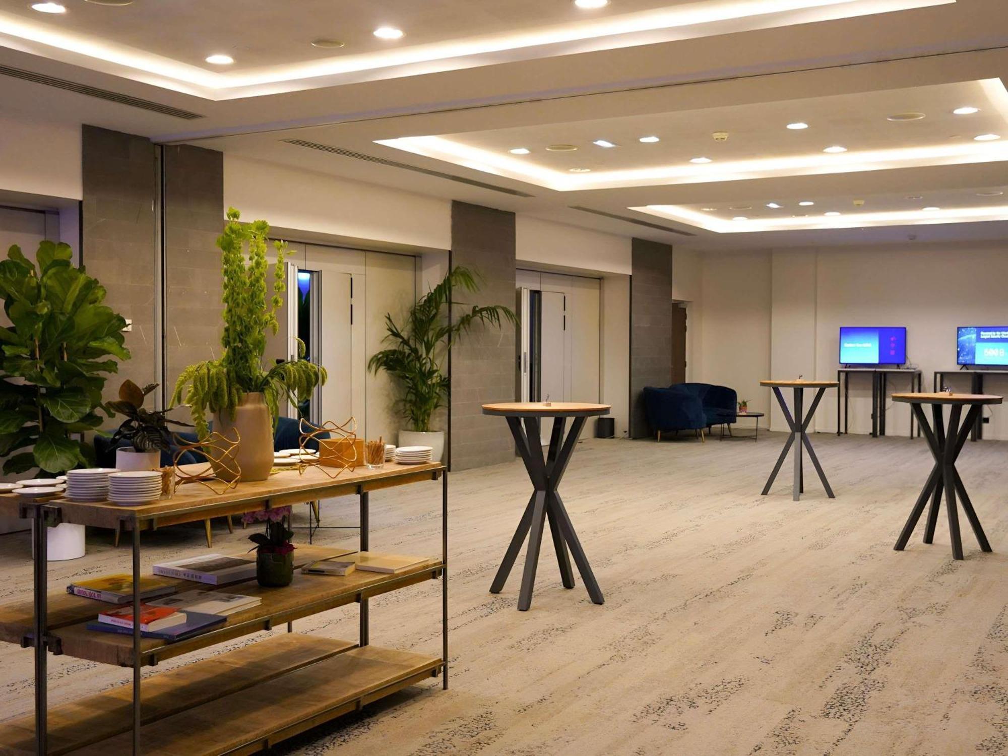 Pullman Tour Eiffel 4* Paris